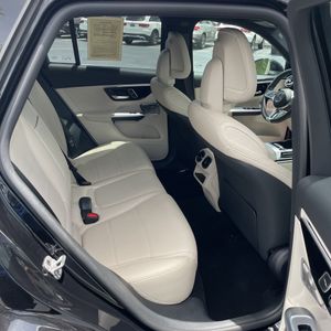 صورة مصغرة 34 لـ 2025 Mercedes-BENZ GLC