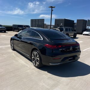 MERCEDES-BENZ EQE - 4