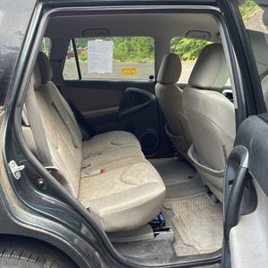 صورة مصغرة 35 لـ 2012 Toyota RAV4 BASE