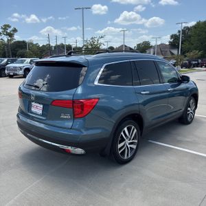 2018 Honda PILOT ELITE photo 8