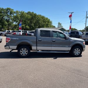 FORD F-150 XLT - 10