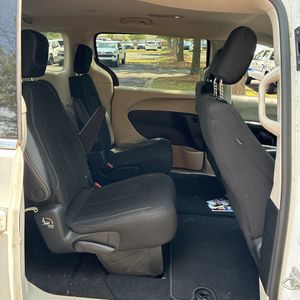 صورة 35 لـ 2022 Chrysler VOYAGER LX