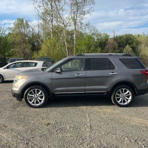 FORD EXPLORER XLT - 3