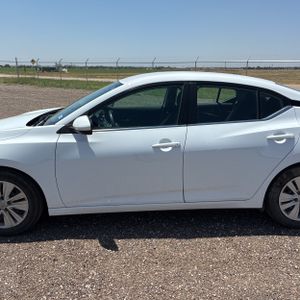 صورة 4 لـ 2022 Nissan SENTRA S