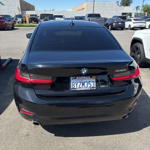 BMW 3 SERIES 330I - 4