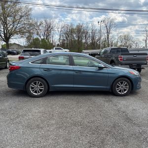 HYUNDAI SONATA SE - 10