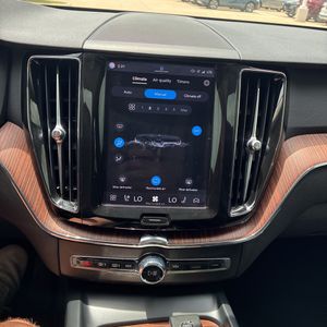 صورة مصغرة 38 لـ 2024 Volvo XC60 B5 PLUS DARK THEME