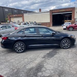 VOLKSWAGEN JETTA SE - 10