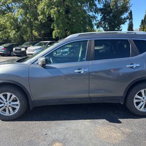 صورة 4 لـ 2016 Nissan ROGUE SV