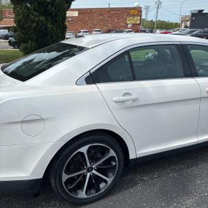 FORD TAURUS SEL - 9
