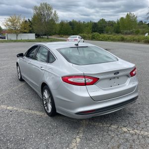 FORD FUSION SE - 5
