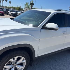 VOLKSWAGEN ATLAS SE - 2