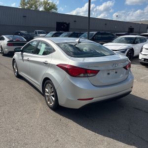 HYUNDAI ELANTRA - 5