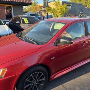 MITSUBISHI LANCER ES - 2