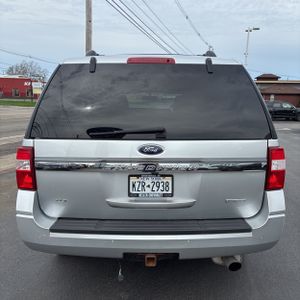FORD EXPEDITION XLT - 7