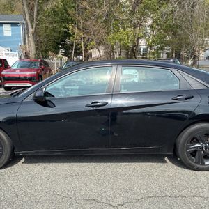 HYUNDAI ELANTRA SEL - 4