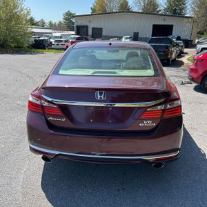 HONDA ACCORD TOURING - 7