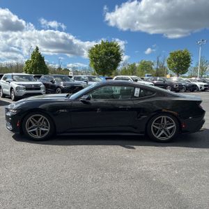 FORD MUSTANG GT PREMIUM - 3