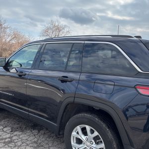 JEEP GRAND CHEROKEE LIMITED 4D SUV RWD - 6