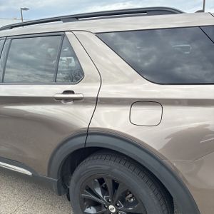 FORD EXPLORER XLT - 4