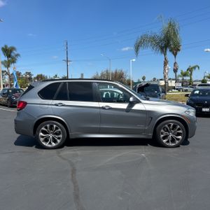 BMW X5 XDRIVE50I - 10