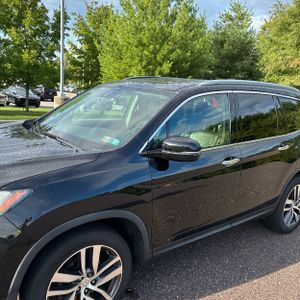 2017 Honda PILOT TOURING — фото 2