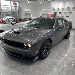 DODGE CHALLENGER R/T SCAT PACK - 1