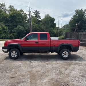 صورة 3 لـ 2003 Chevrolet SILVERADO 2500 LS