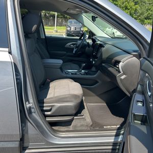 2019 Chevrolet TRAVERSE LS — миниатюра 32
