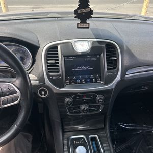 2019 Chrysler 300 TOURING thumbnail 37