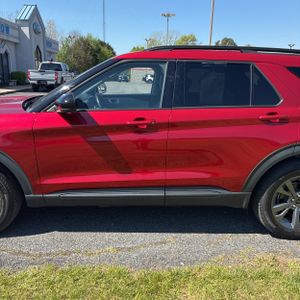 FORD EXPLORER XLT - 4