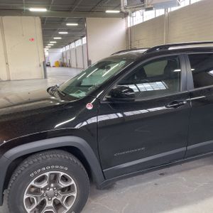 JEEP CHEROKEE TRAILHAWK - 2