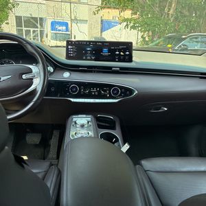 صورة 37 لـ 2023 Genesis GV70 2.5T STANDARD