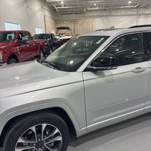 JEEP GRAND CHEROKEE L OVERLAND - 2