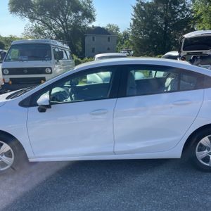 صورة 3 لـ 2017 Chevrolet CRUZE LS AUTO