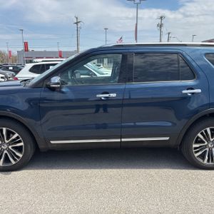 FORD EXPLORER PLATINUM - 3