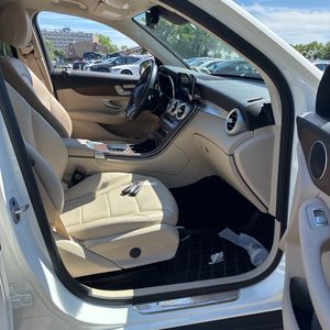 صورة مصغرة 33 لـ 2022 Mercedes-BENZ GLC