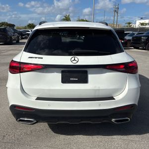 MERCEDES-BENZ GLC - 7