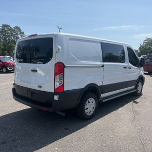 FORD TRANSIT 250 - 8