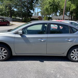 NISSAN SENTRA SV - 4