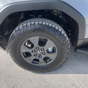 2025 Lexus GX 550 OVERTRAIL — миниатюра 17