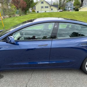 TESLA MODEL 3 BASE - 4