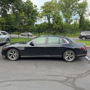 2023 Genesis G90 3.5T — фото 3