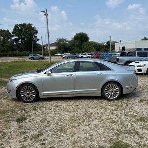 صورة 3 لـ 2015 Lincoln MKZ BASE