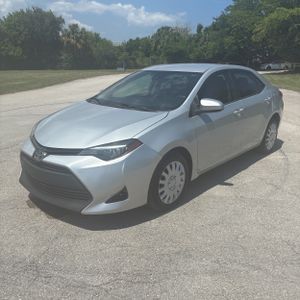 2019 Toyota COROLLA LE 照片 1