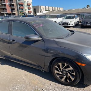 2017 Honda CIVIC EX thumbnail 13