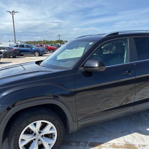 VOLKSWAGEN ATLAS 2.0T SE - 2