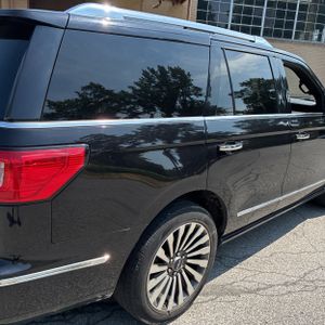 2019 Lincoln NAVIGATOR RESERVE — фото 9