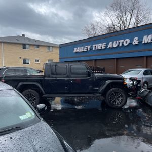 JEEP GLADIATOR HIGH ALTITUDE - 10