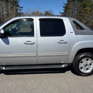 CHEVROLET AVALANCHE LT - 4